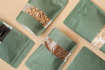 Worek doypack z nadrukiem czy okienkiem?